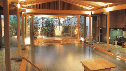 A spacious outdoor Japanese onsen.